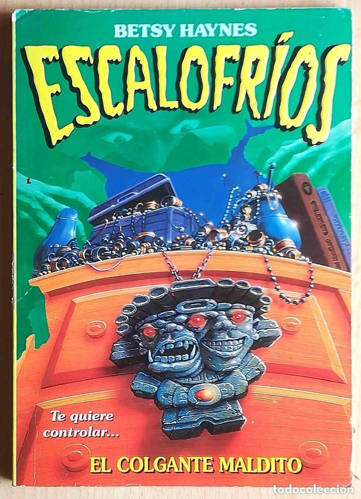 Libros de segunda mano: Escalofr&iacute;os. El colgante maldito. Betsy Haynes - Foto 1