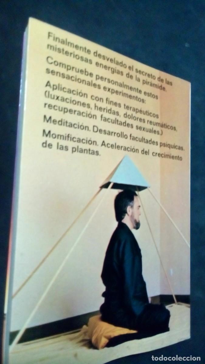 Libros de segunda mano: El poder de las pir&aacute;mides 2 / Emilio Salas , Rom&aacute;n Cano -CONTIENE EL SUPLEMENTO - Foto 2