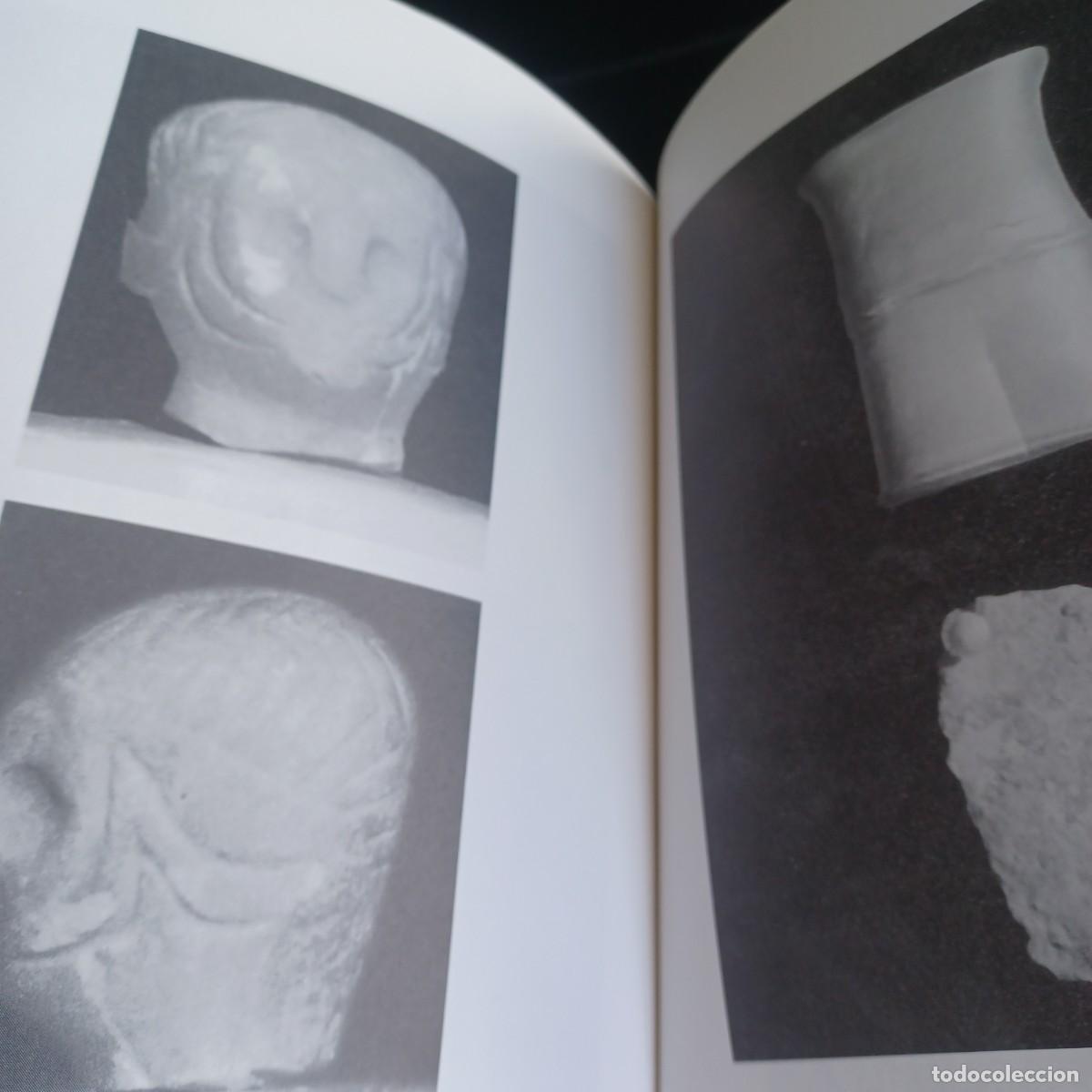Libros de segunda mano: Prehistoria de M&eacute;rida. Juan Javier Enriquez Navascu&eacute;s - Foto 2