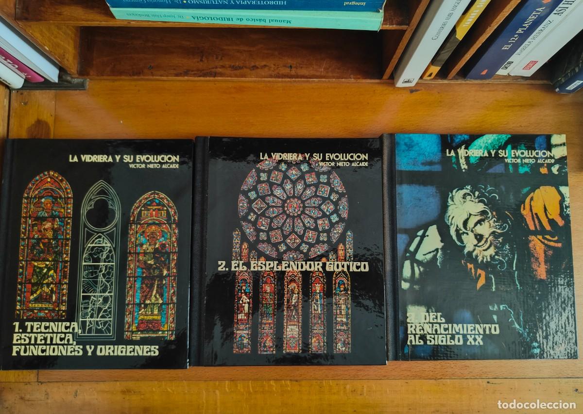 Libros de segunda mano: LA VIDRIERA Y SU EVOLUCI&Oacute;N - V&Iacute;CTOR NIETO ALCAIDE (3VOLS) COMPLETO CON TODAS LAS DIAPOSITIVAS