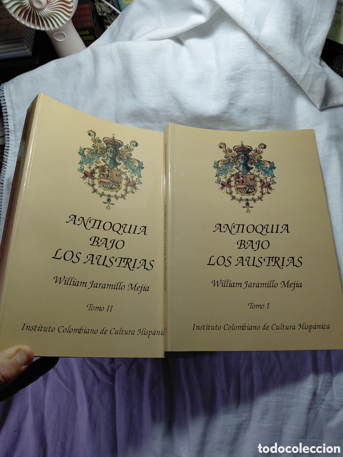 Libros de segunda mano: ANTIOQUIA BAJO LOS AUSTRIAS.2 TOMOS.WILLIAM JARAMILLO MEJIA.INSTITUTO COLOMBIANO DE CULTURA HISPANIC