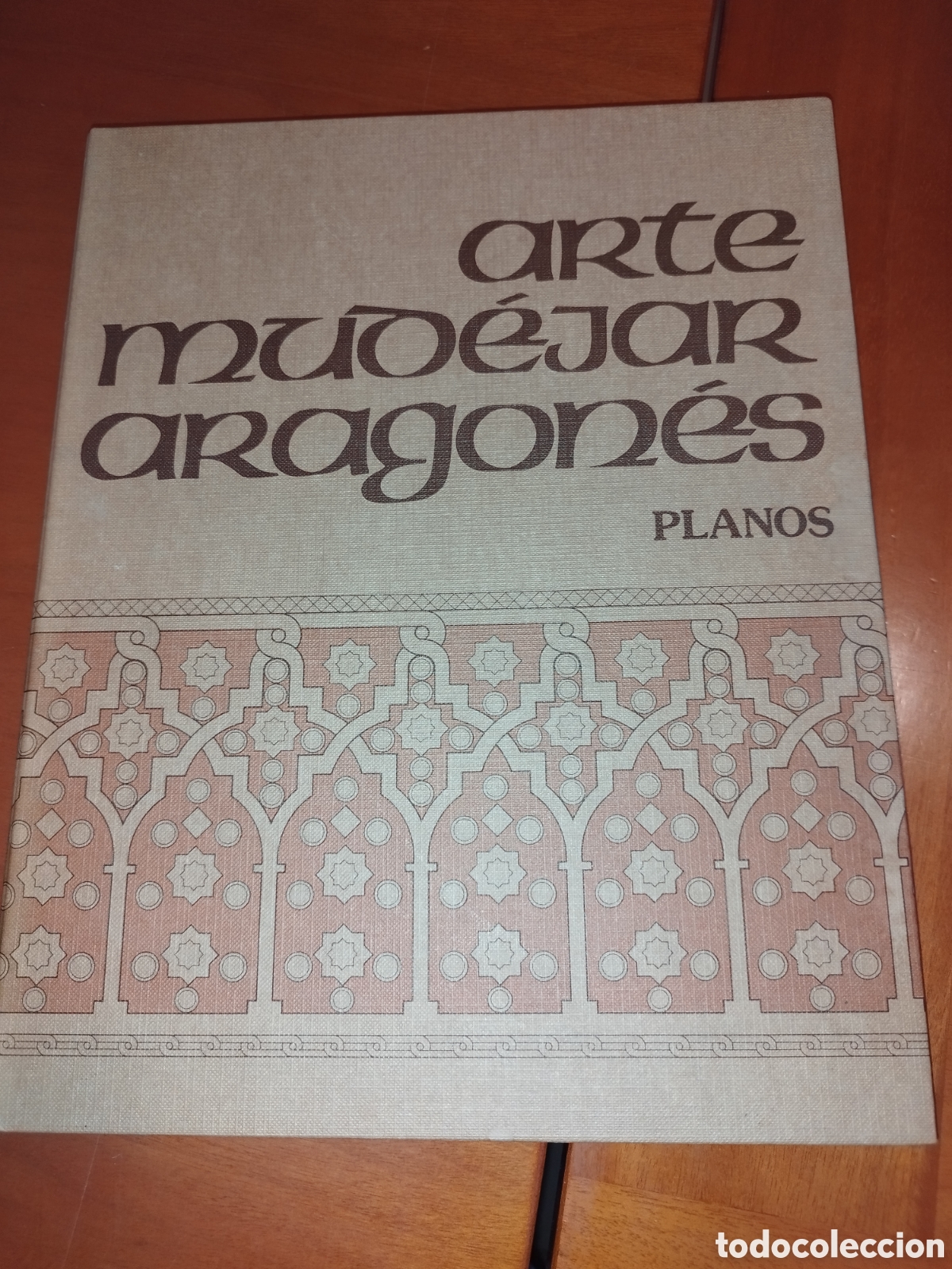 Libros de segunda mano: ARTE MUDEJAR ARAGONES ( VOLUMEN DE PLANOS). CARPETA 9 PLANOS DESPLEGABLES. 1985.
