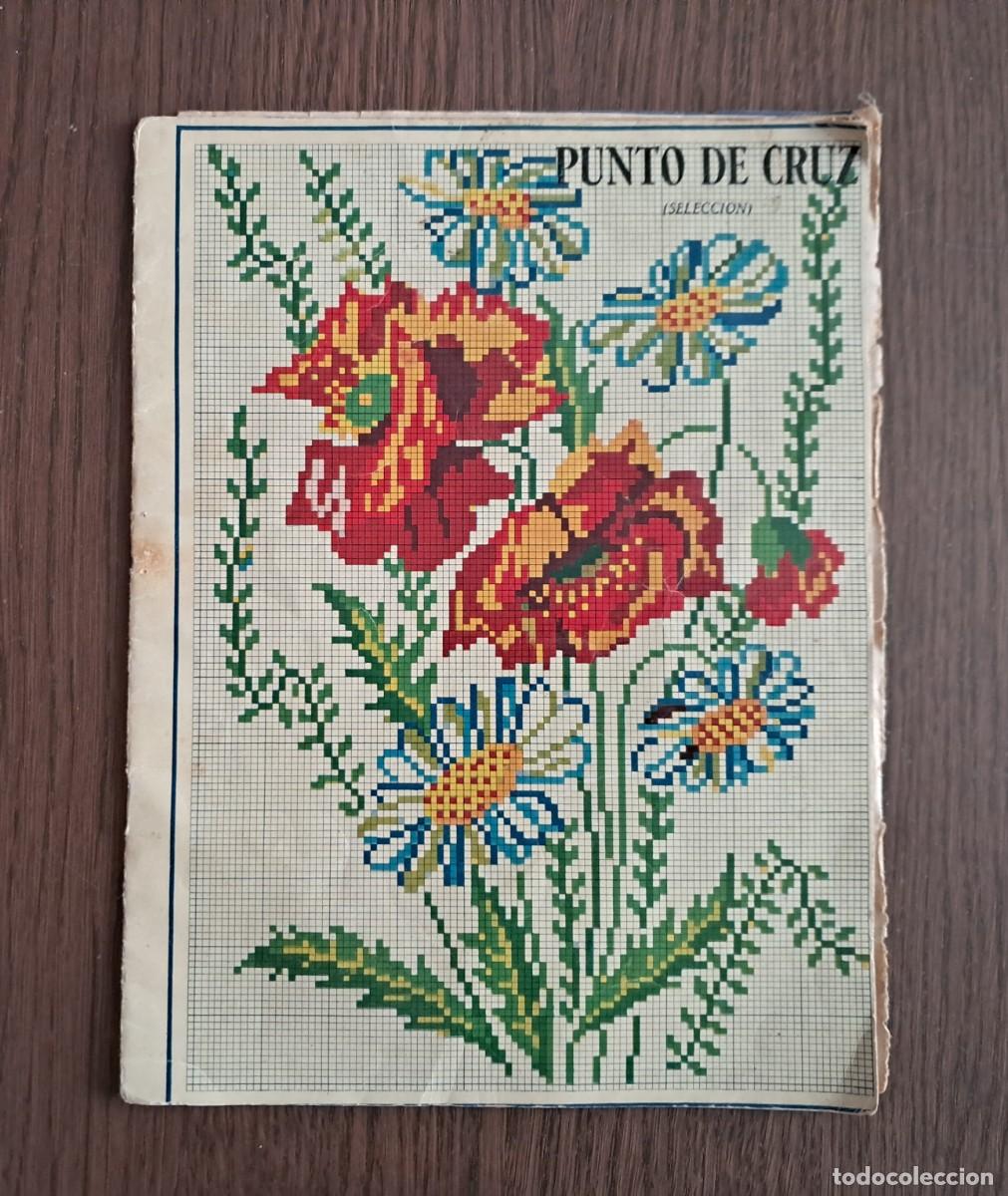 Libros de segunda mano: revista la familia, punto de cruz, a&ntilde;os 50-60