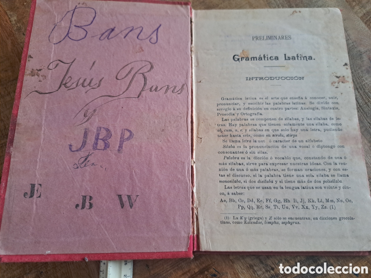 Libros de segunda mano: Jml Libro antiguo Gramatica Latina. Tapa dura.