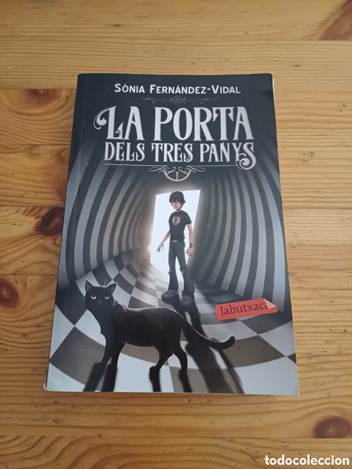 Libros de segunda mano: La porta dels tres panys S&ograve;nia Fernandez-Vidal En catal&agrave;