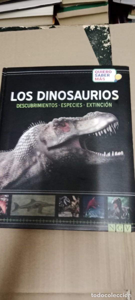 Libros de segunda mano: LOS DINOSAURIOS NGV LIBRO M-80