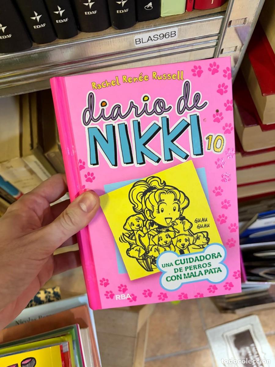 Libros de segunda mano: BLAS96B DIARIO DE NIKKI 10: UNA CUIDADORA DE PERROS CON MALA PATA &mdash; Rachel Ren&eacute;e Russell &mdash; RBA Molin