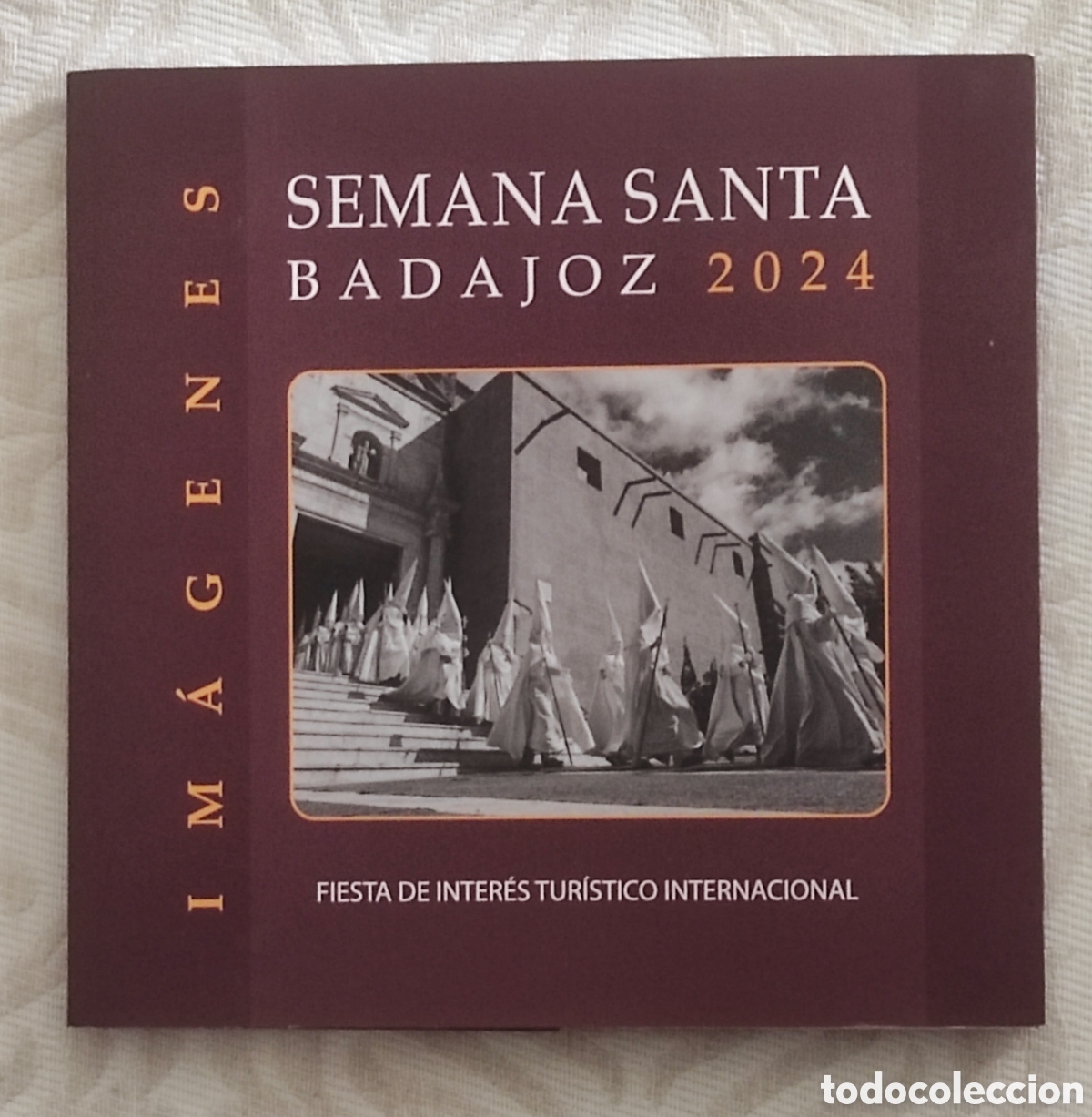 Libros de segunda mano: SEMANA SANTA BADAJOZ 2024 - IM&Aacute;GENES