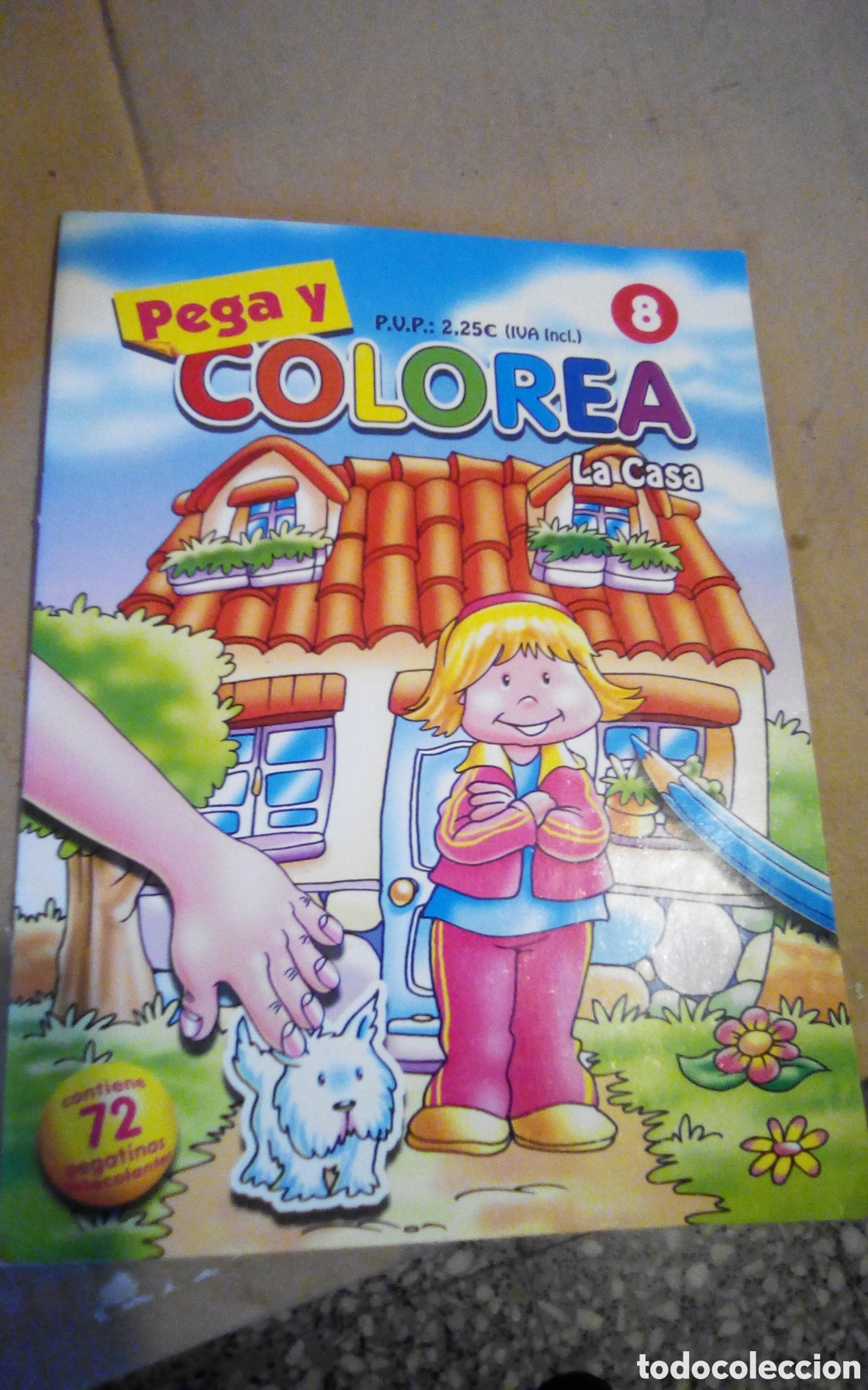 Libros de segunda mano: Pega y colorea 8. La casa. Ediber, 2003. Pegatinas usadas, algunos dibujos sin realizar.