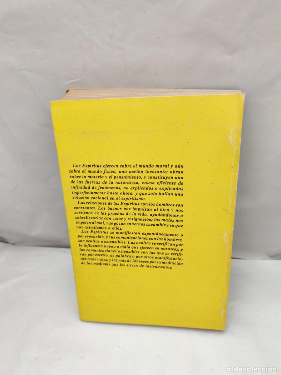 Libros de segunda mano: Allan Kardec: El Libro de los Esp&iacute;ritus (Primera edici&oacute;n, Humanitas 1986) - Foto 2