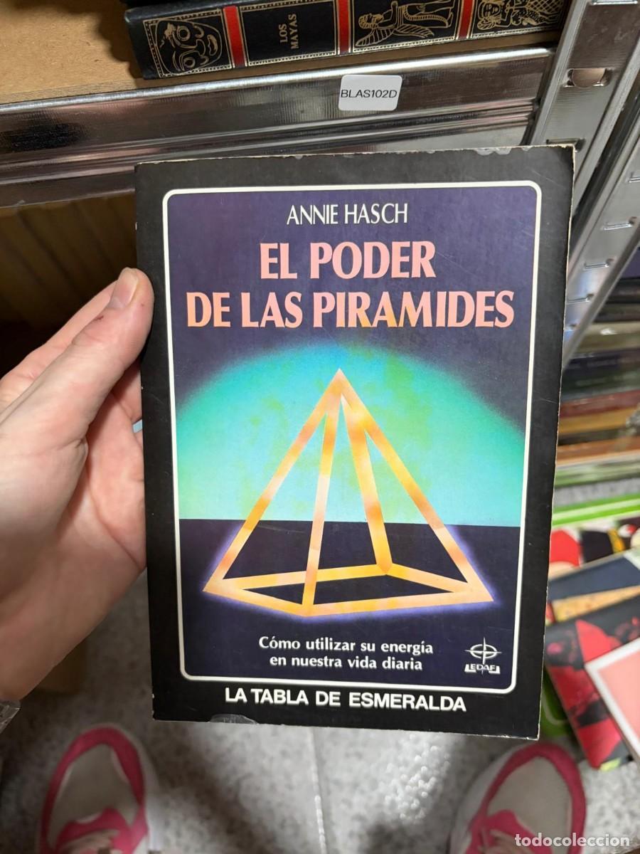 Libros de segunda mano: BLAS102D Annie Hasch El poder de las pir&aacute;mides Edaf
