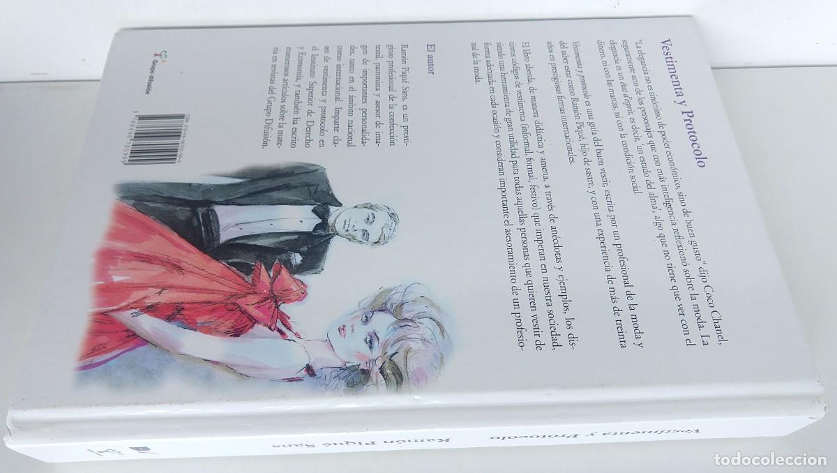 Libros de segunda mano: Vestimenta y Protocolo &ndash; Ram&oacute;n Piqu&eacute; Sans - Foto 3