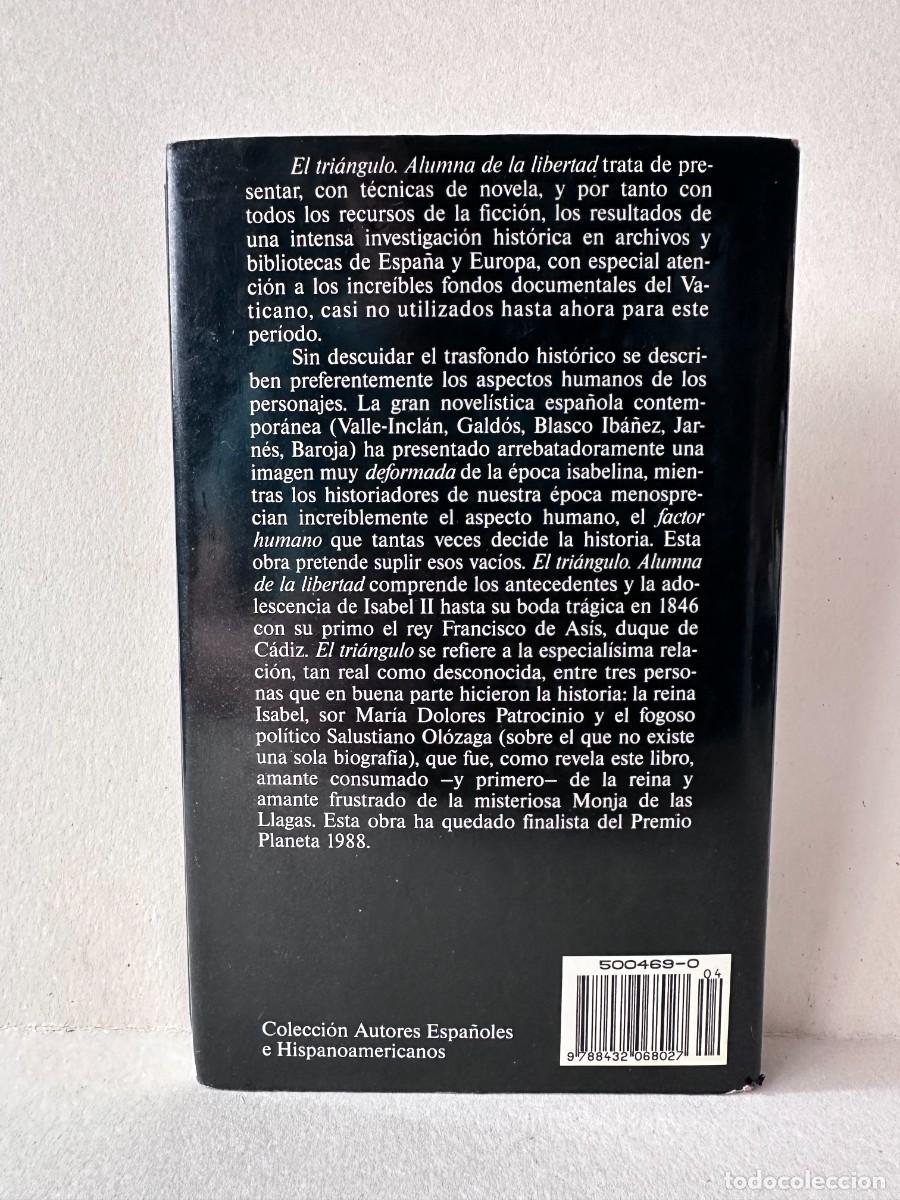 Libros de segunda mano: El Tri&aacute;ngulo. Alumna de la libertad (Ricardo de La Cierva) - Foto 2