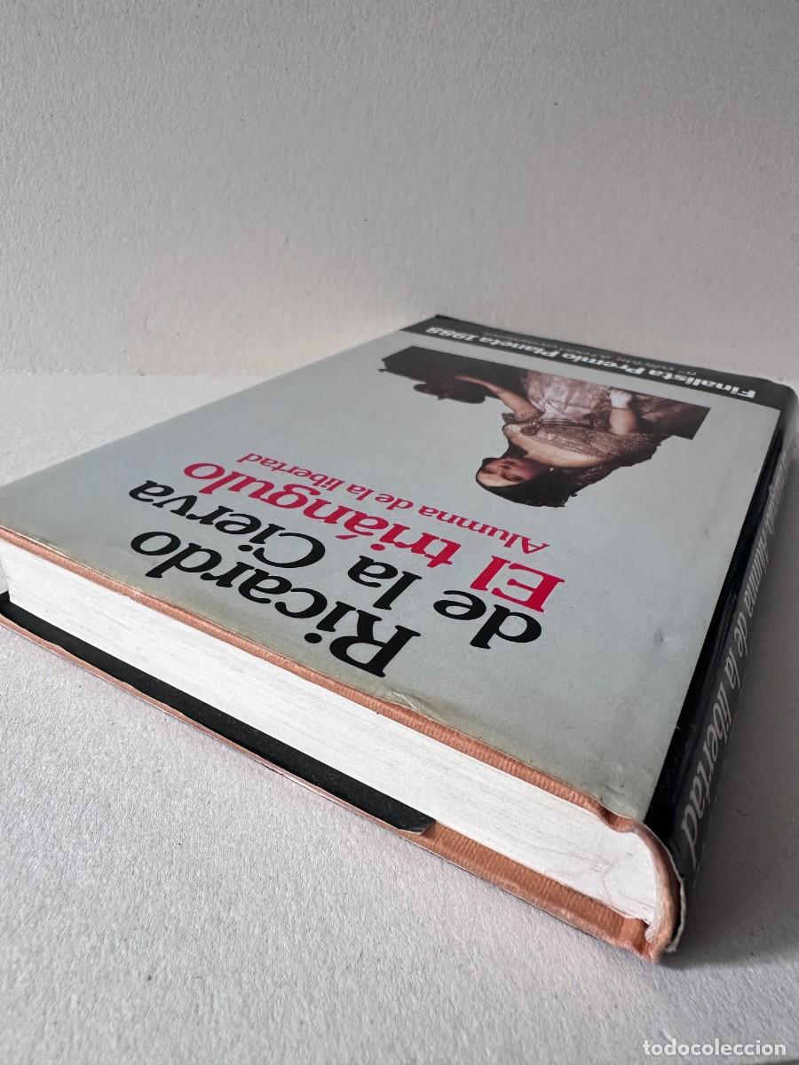 Libros de segunda mano: El Tri&aacute;ngulo. Alumna de la libertad (Ricardo de La Cierva) - Foto 3