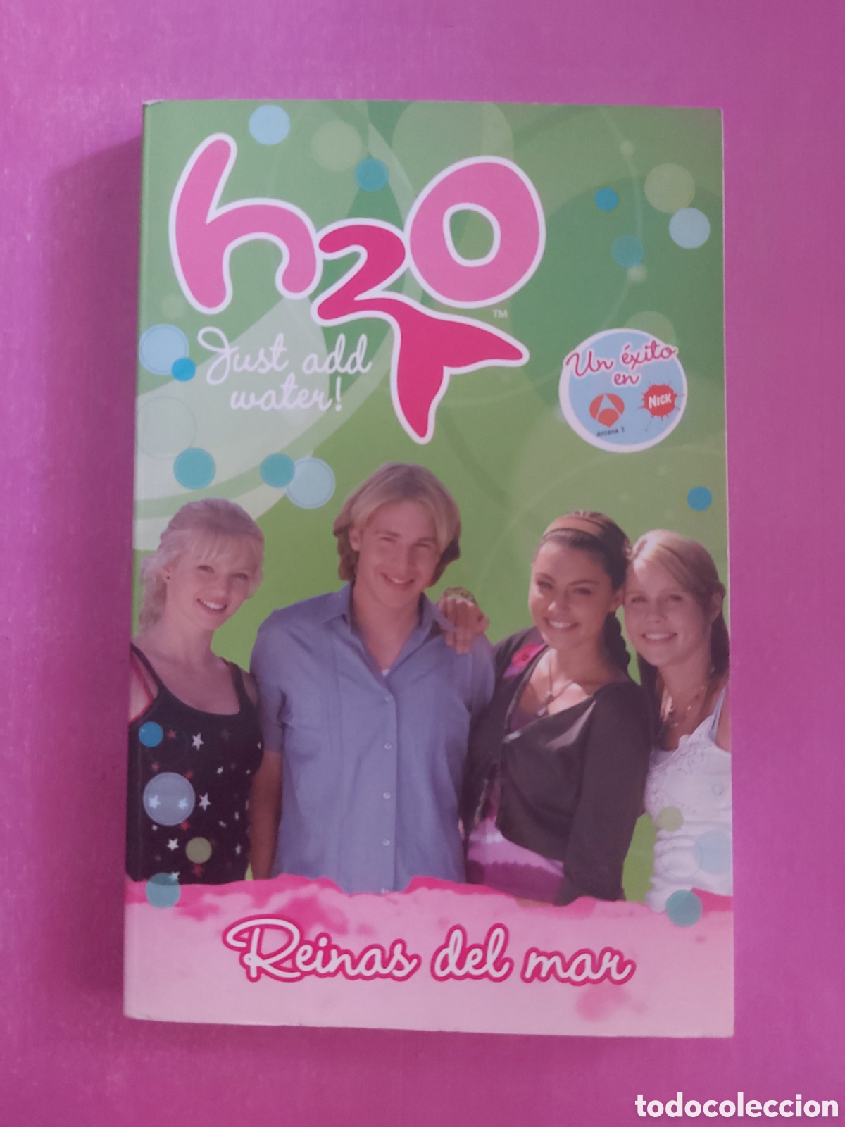 Libros de segunda mano: H2O JUST ADD WATER REINAS DEL MAR MONTENA PRIMERA EDICI&Oacute;N 2009