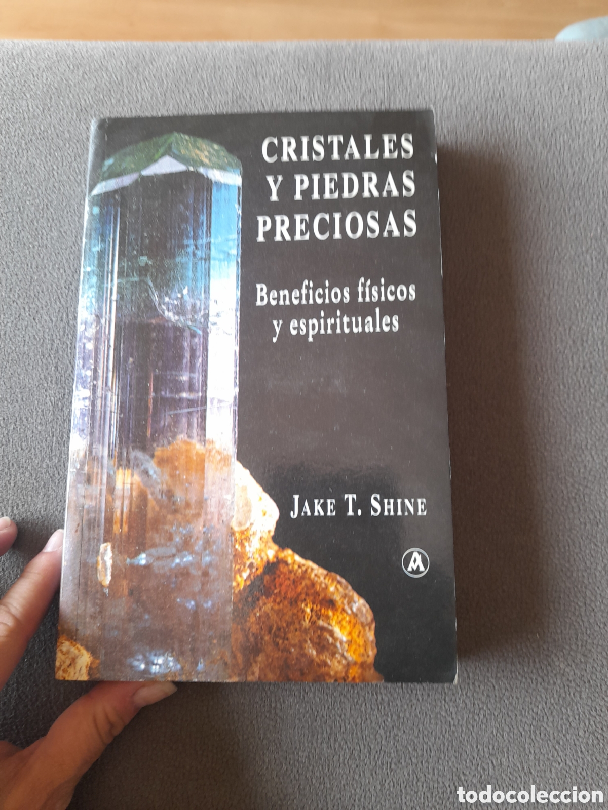 Libros de segunda mano: Libro cristales y piedras preciosas por Jake T.Shine beneficios f&iacute;sicos y espirituales