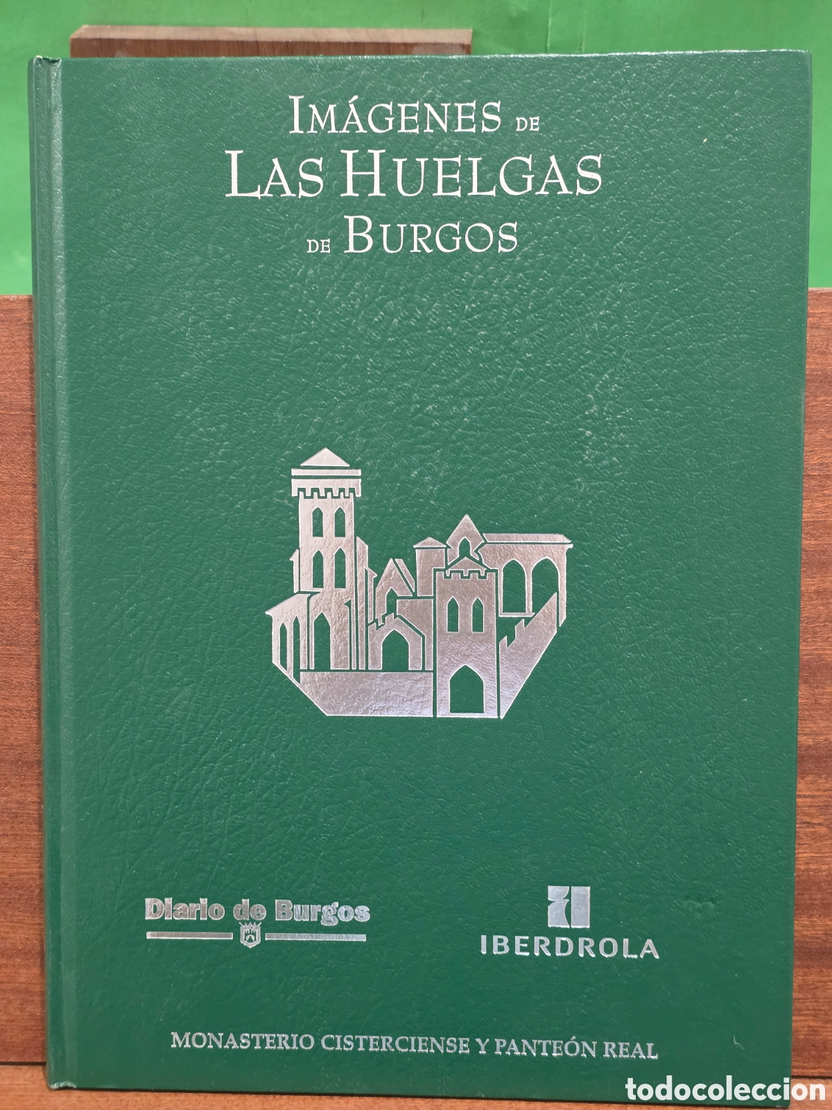 Libros de segunda mano: &rdquo;&rdquo;IMAGENES DE LAS HUELGAS DE BURGOS&rdquo;&rdquo;...MONASTERIO CISTERCIENSE Y PANTEON REAL...ENRIQUE DEL RIVERO.