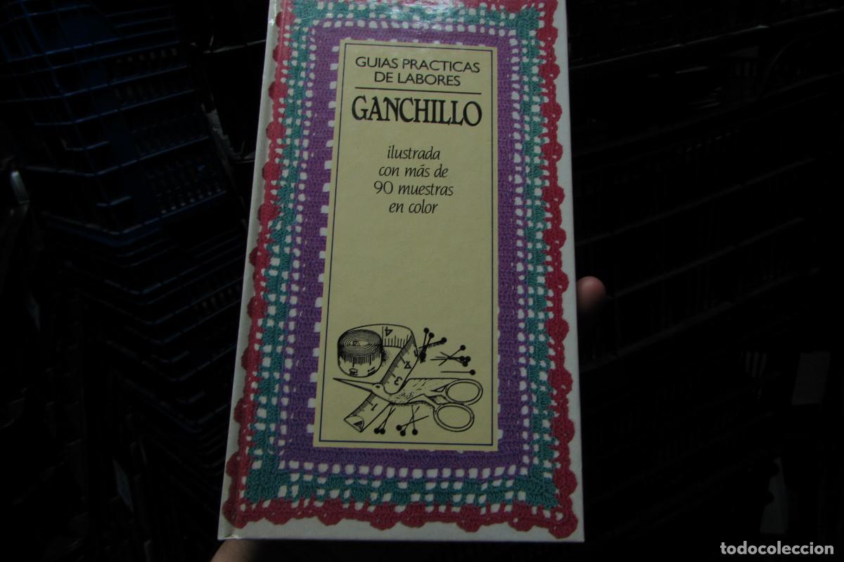 Libros de segunda mano: Gu&iacute;a pr&aacute;cticas de labores. Ganchillo