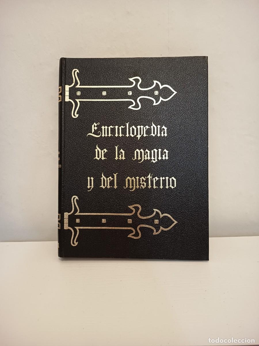 Libros de segunda mano: Enciclopedia de la magia y del misterio. Editorial Mateu. 1969