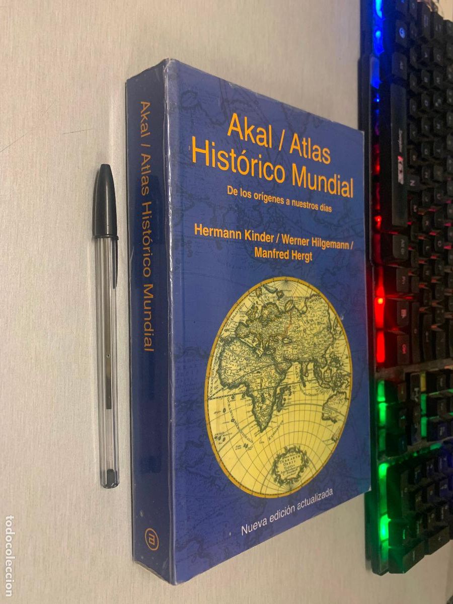 Libros de segunda mano: ATLAS HIST&Oacute;RICO MUNDIAL. DE LOS OR&Iacute;GENES A NUESTROS D&Iacute;AS / KINDER, HILGEMANN, HERGT / AKAL 2007