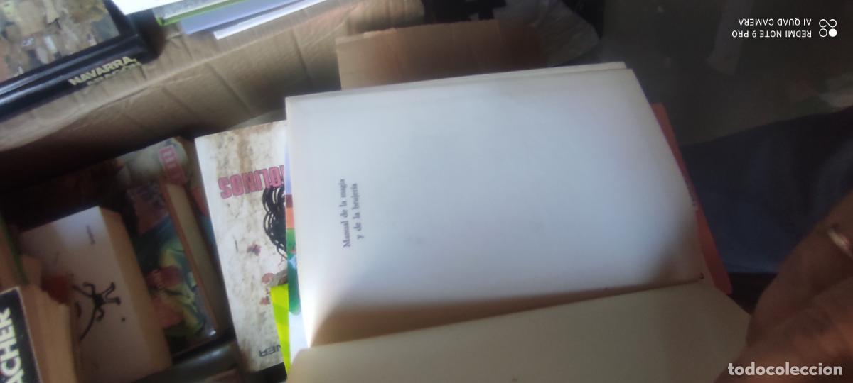 Libros de segunda mano: Manual de la magia y de la brujeria. - Foto 1