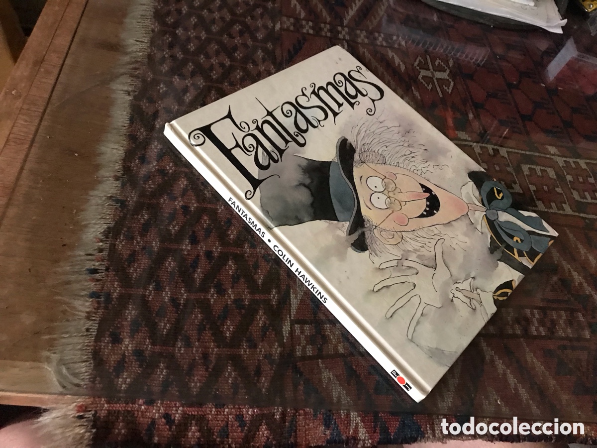 Libros de segunda mano: Fantasmas . Colin Hawkins. Plaza Jan&eacute;s joven
