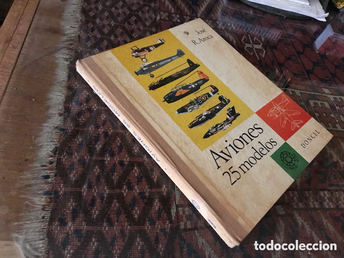 Libros de segunda mano: Aviones. 25 modelos. Doncel. Jos&eacute; R. Aroca