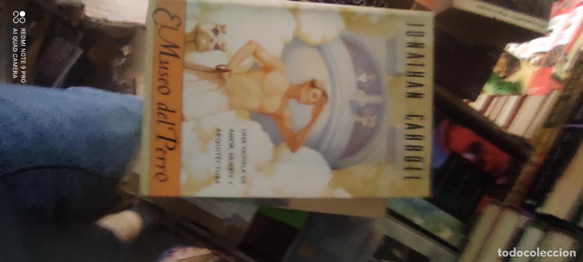 Libros de segunda mano: El museo del perro, de Jonathan Carroll
