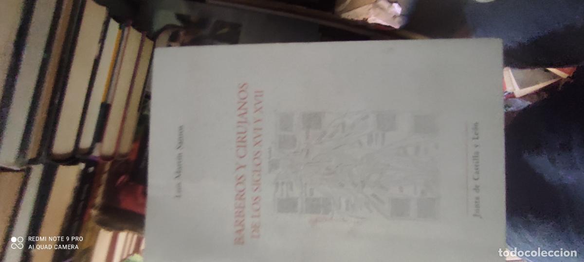 Libros de segunda mano: Barberos y cirujanos SIGLOS XVI-XVII - MARTIN SANTOS, LUIS,