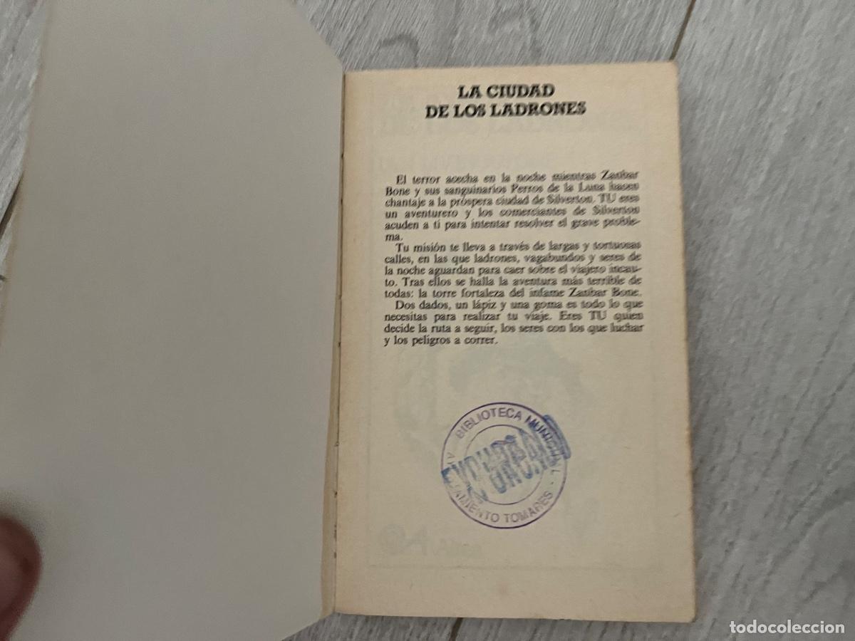 Libros de segunda mano: ALTEA JUNIOR - LUCHA FICCI&Oacute;N 5 - La ciudad de los Ladrones - Foto 5