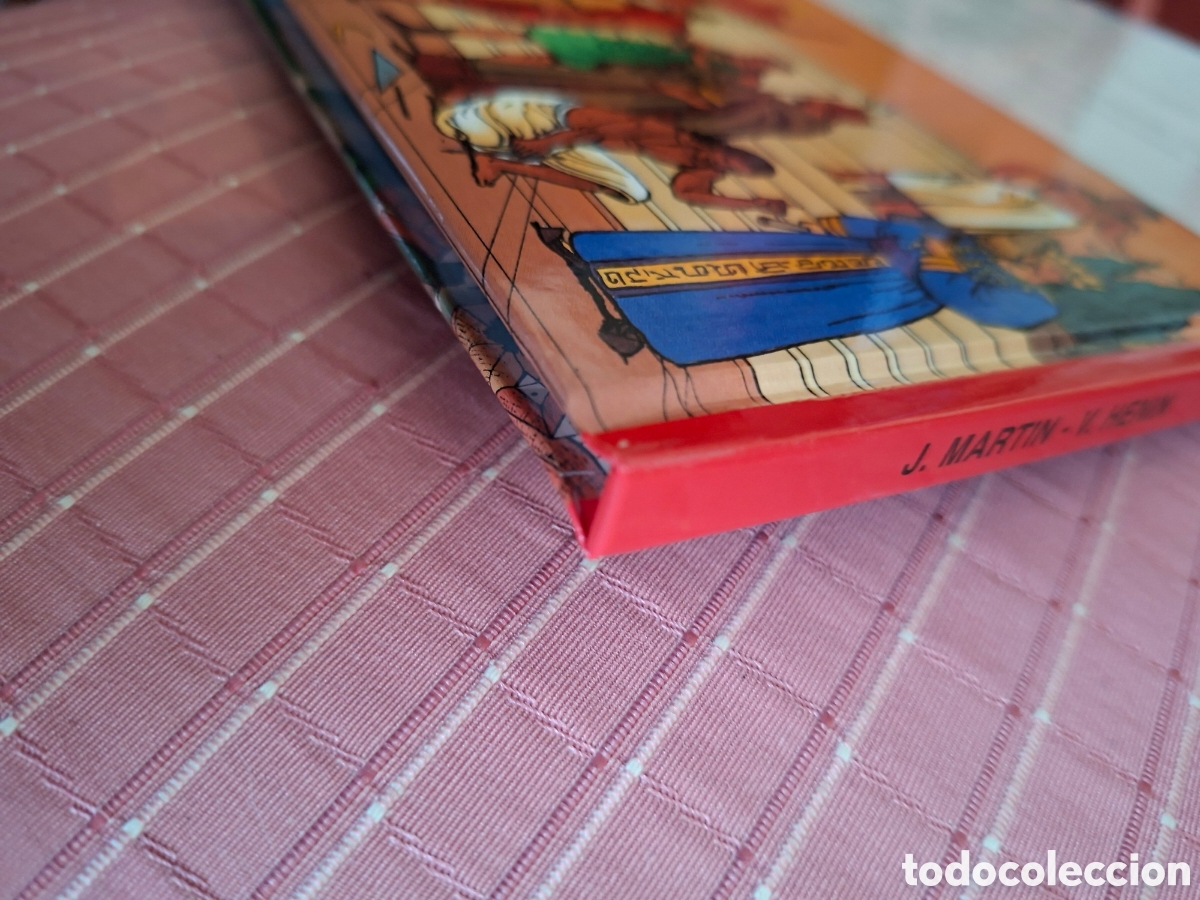 Libros de segunda mano: LES VOYAGES DALIX : LUT&Egrave;CE (en frances) - Foto 5