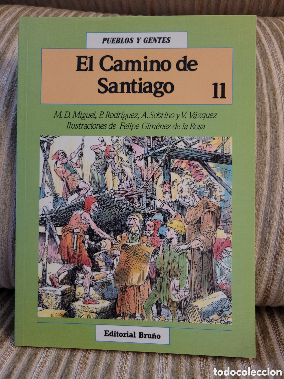 Libros de segunda mano: PUEBLOS Y GENTES (5 libros) - Foto 2
