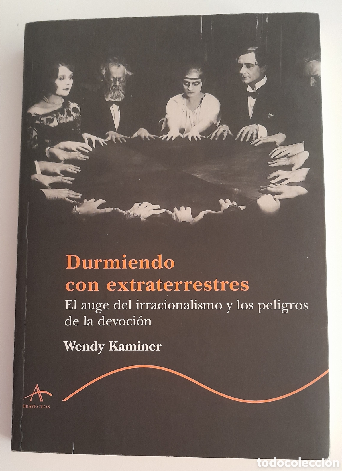 Libros de segunda mano: Durmiendo con extraterrestres. Wendy Jardiner&iacute;a. Editorial Alba