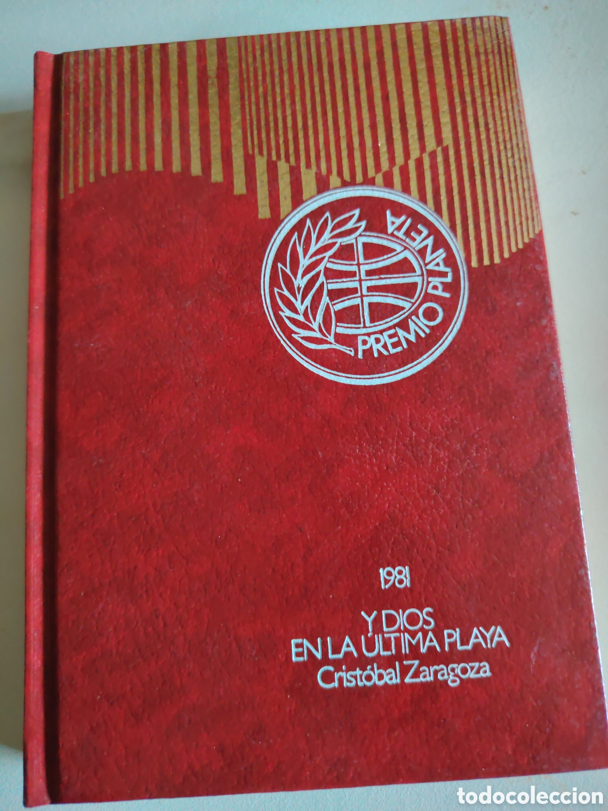 Libros de segunda mano: Premio planeta 1981, Y Dios en la &Uacute;ltima Playa - Foto 1