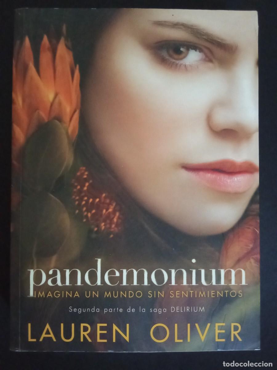 Libros de segunda mano: LAUREN OLIVER.- Pandemonium. Ediciones SM (2012). Traducci&oacute;n de Carmen Valle. 21 cm. 379 p&aacute;ginas. 59