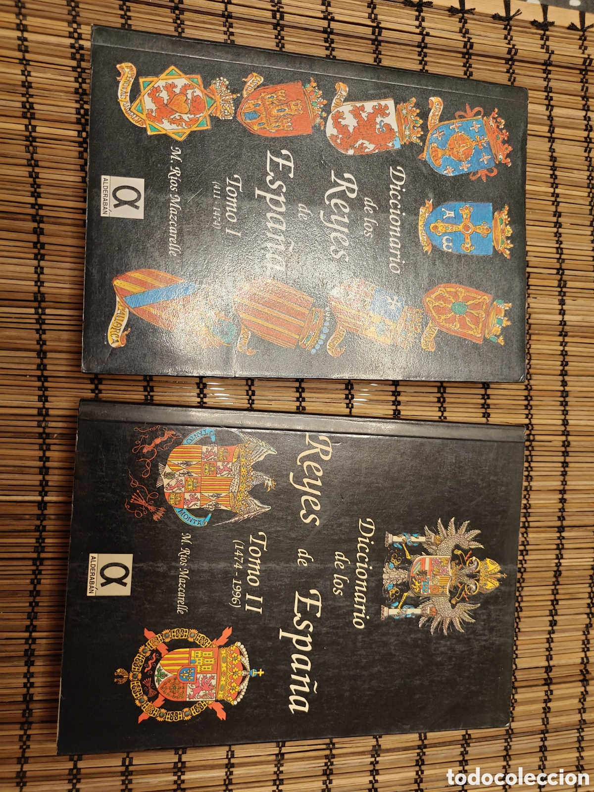 Libros de segunda mano: Diccionario de los Reyes de Espa&ntilde;a &ndash; Manuel R&iacute;os Mazcarelle &ndash; 2 tomos