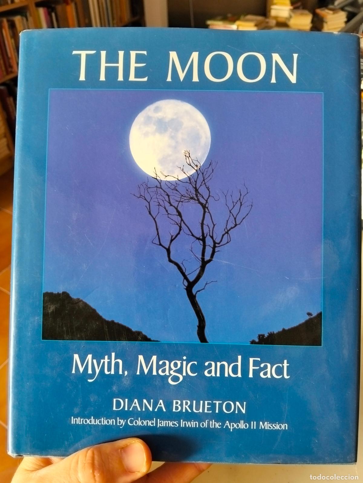 Libros de segunda mano: Luna. Ocultismo. The Moon, Myth, Magic and Fact, Diana Brueton, ed. Barnes, 1998. VISITA MI CATALOGO