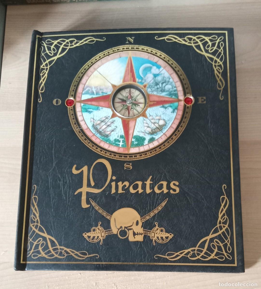 Libros de segunda mano: PIRATAS. Diario de navegacion capitan William Lubbez.. editorial montena. Con brujula