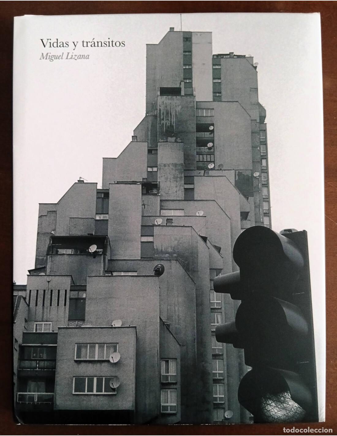 Second hand books: VIDAS Y TR&Aacute;NSITOS. LIZANA, Miguel. Tropo Editores. 2009.