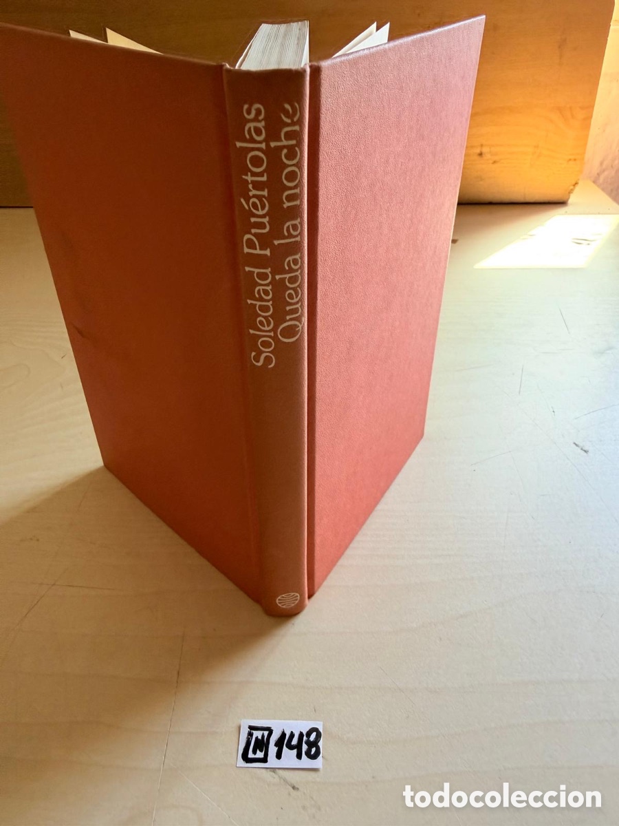 Libros de segunda mano: Libro soledad puertolas queda la noche - Foto 1
