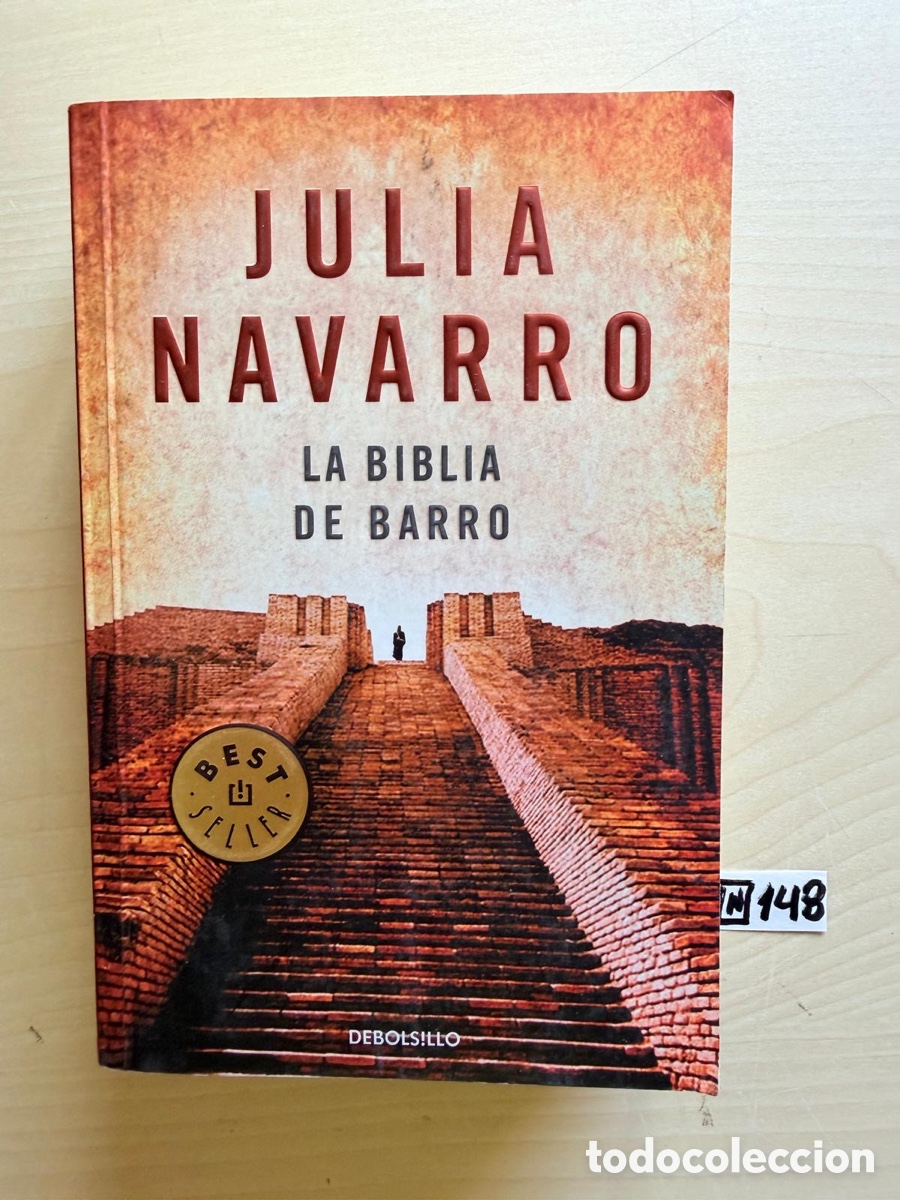 Libros de segunda mano: Libro Julia navarro la biblia de barro - Foto 1