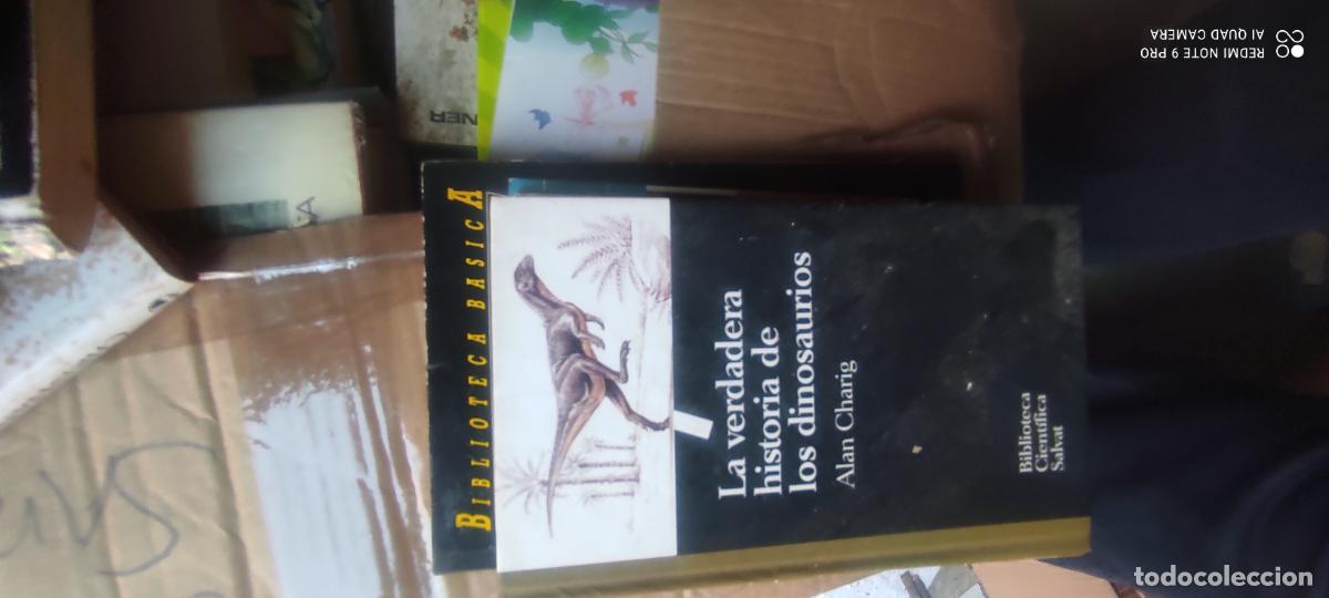 Libros de segunda mano: LA VERDADERA HISTORIA DE LOS DINOSAURIOS ALAN CHARING