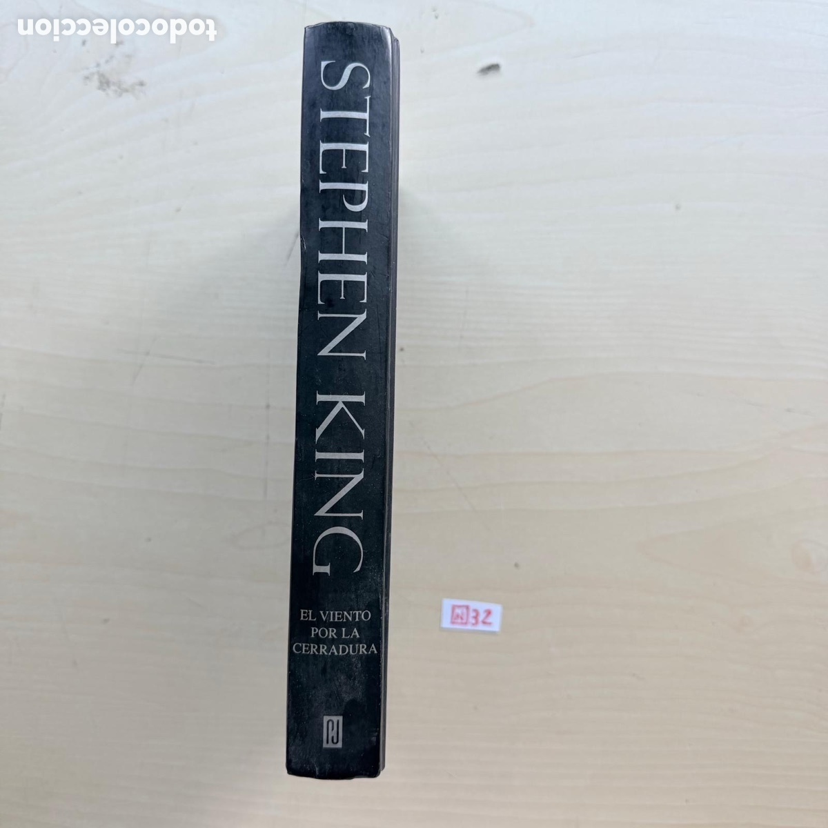 Libros de segunda mano: Libro STEPHEN KING EL VIENTO POR LA CERRADURA - Foto 1