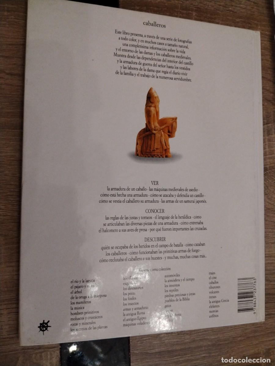 Libros de segunda mano: Caballeros- biblioteca visual altea - Foto 3