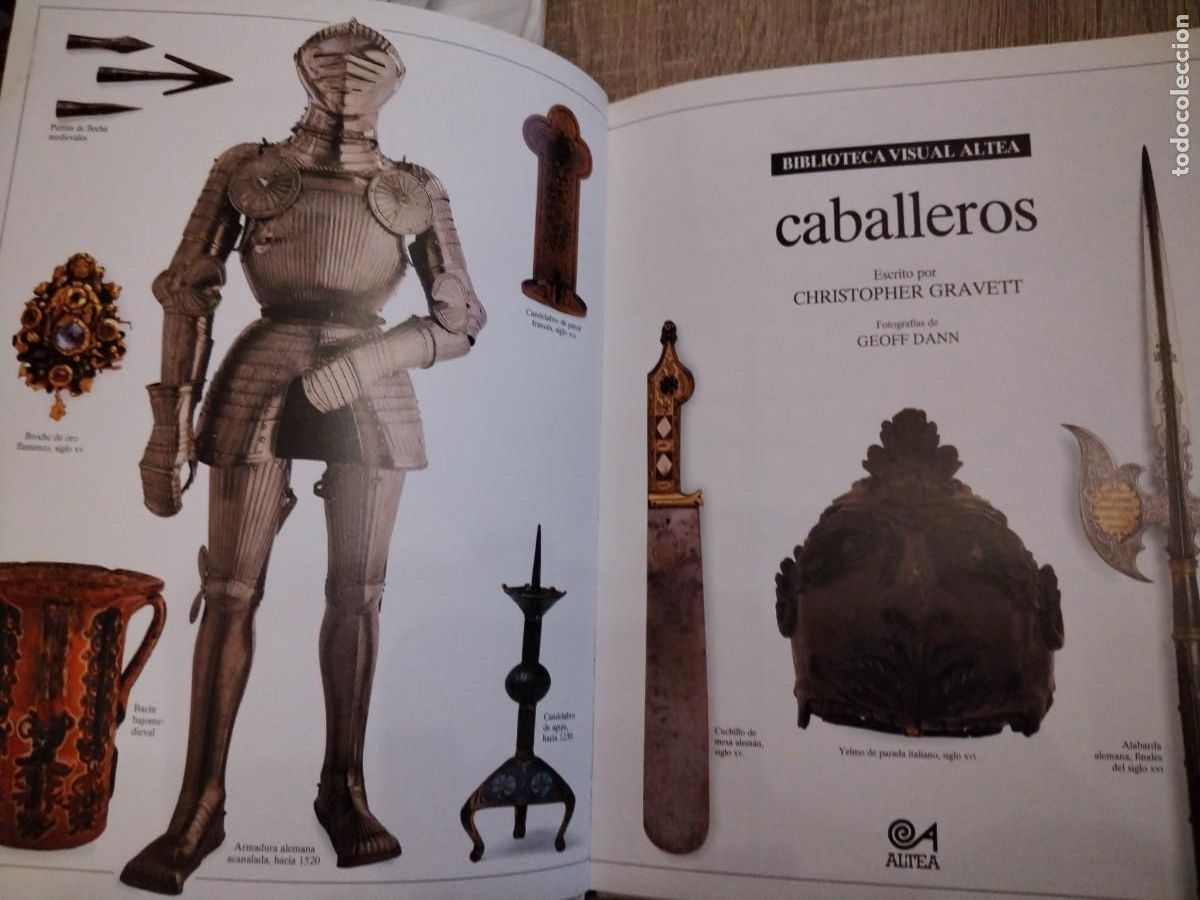 Libros de segunda mano: Caballeros- biblioteca visual altea - Foto 4