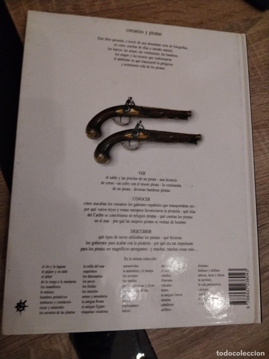 Libros de segunda mano: Corsarios y piratas- biblioteca visual altea- - Foto 3