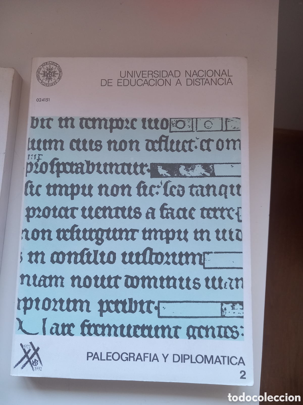 Libros de segunda mano: Paleografia y diplomatica UNED, 2 libros - Foto 3