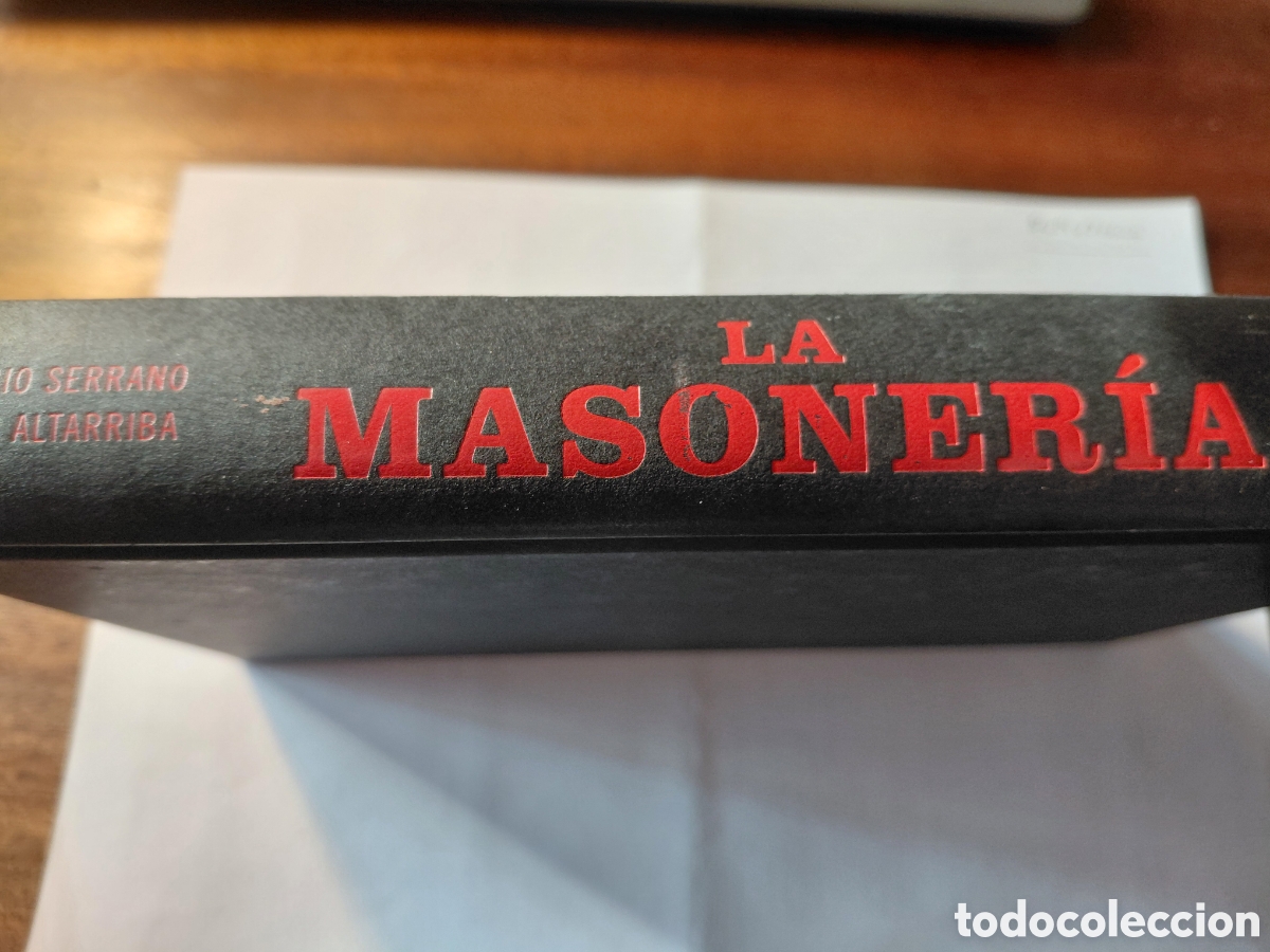 Libros de segunda mano: La masoner&iacute;a F. Serrano , X Altarriba - Foto 1