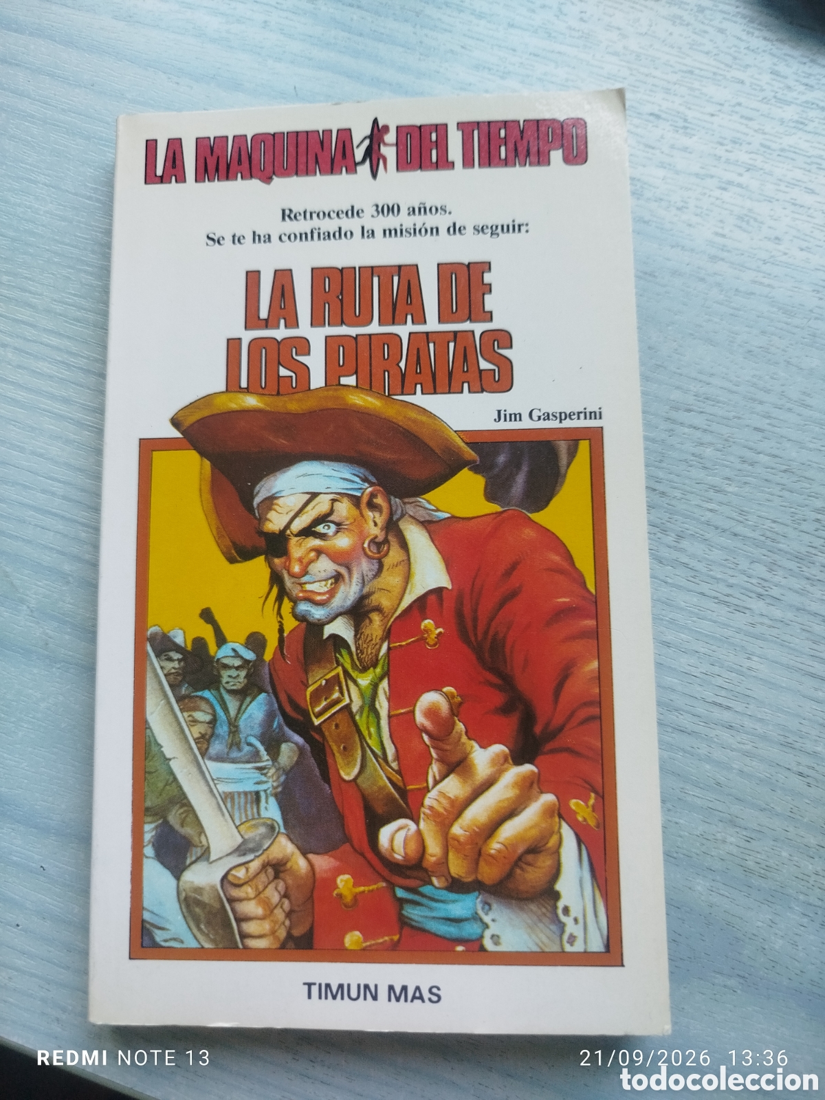 Libros de segunda mano: Timun m&aacute;s .la m&aacute;quina.del tiempo.la ruta de los piratas