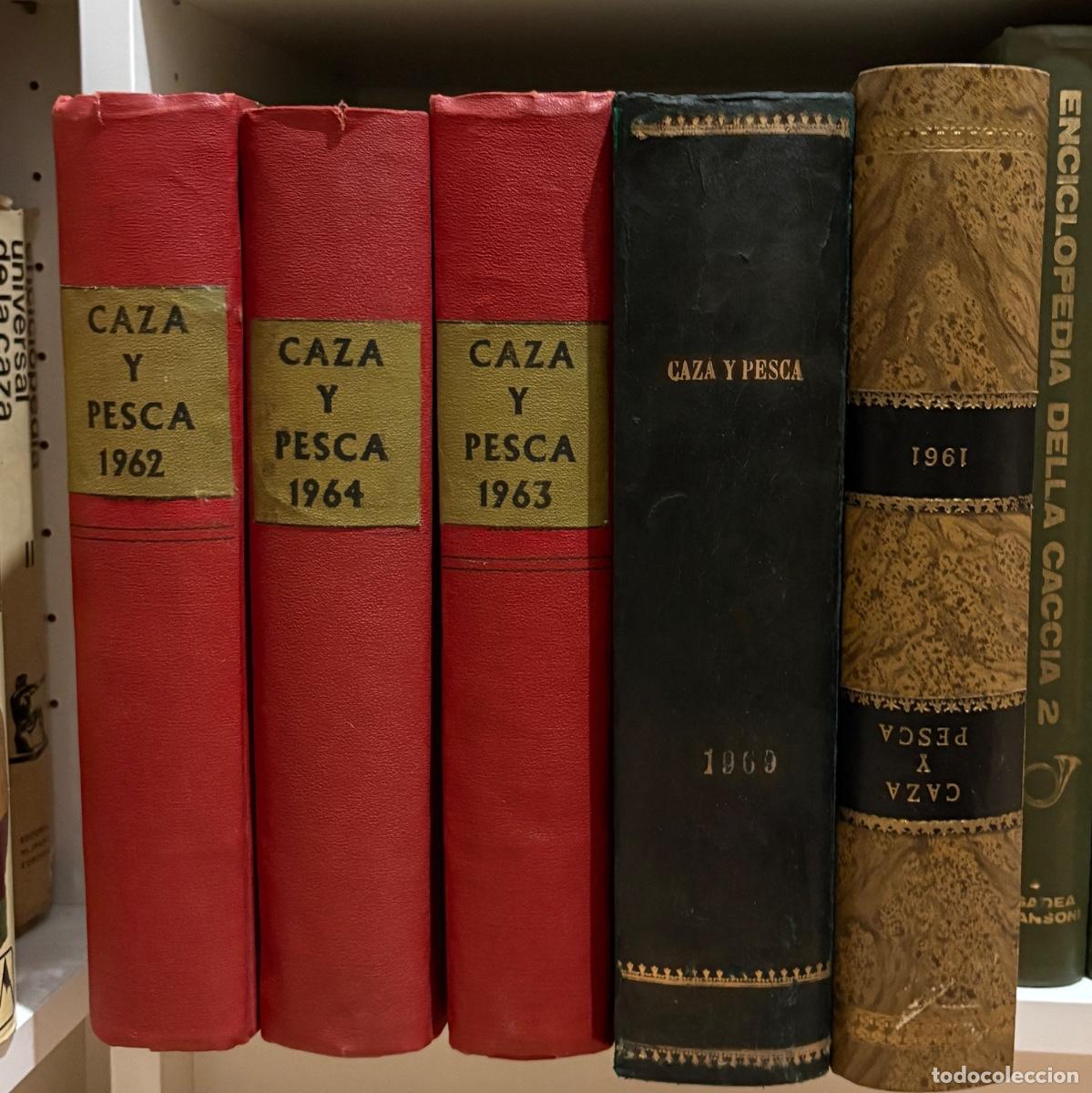 Libros de segunda mano: 5 tomos encuadernados de caza pesca